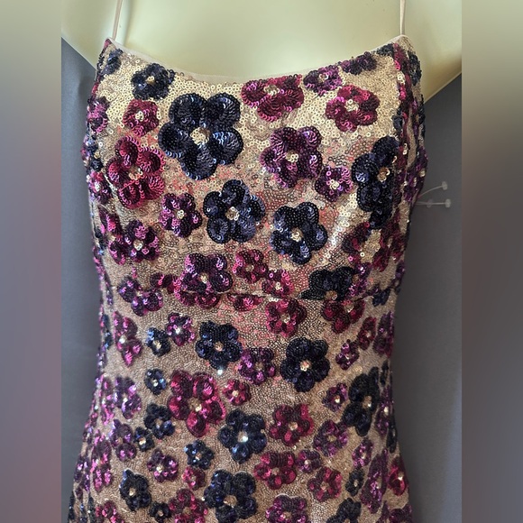 New,Betsy & Adam Sequinned Stretchy , Lace Up Back Gown,Sz 6,plum - Picture 10 of 13